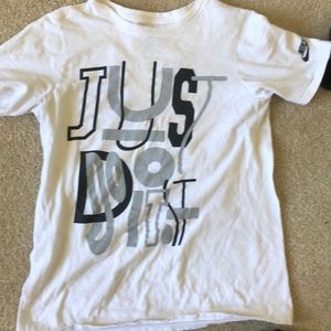 Nike Shirts - Nike Tee triple bundle Nike Shirts - Nike Tee triple bundle